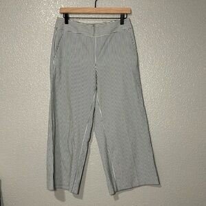 Loft Stripped Wide Leg Capris Size 2